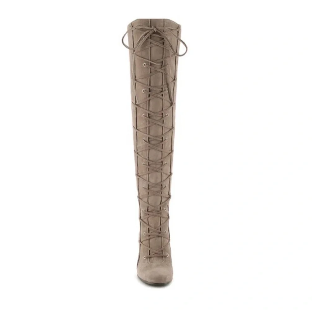 SOLD Vince Camuto Thanta Tall Lace Up Boots NWB SOLD - Picture 3 of 9